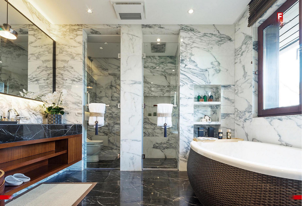 Bathroom 02